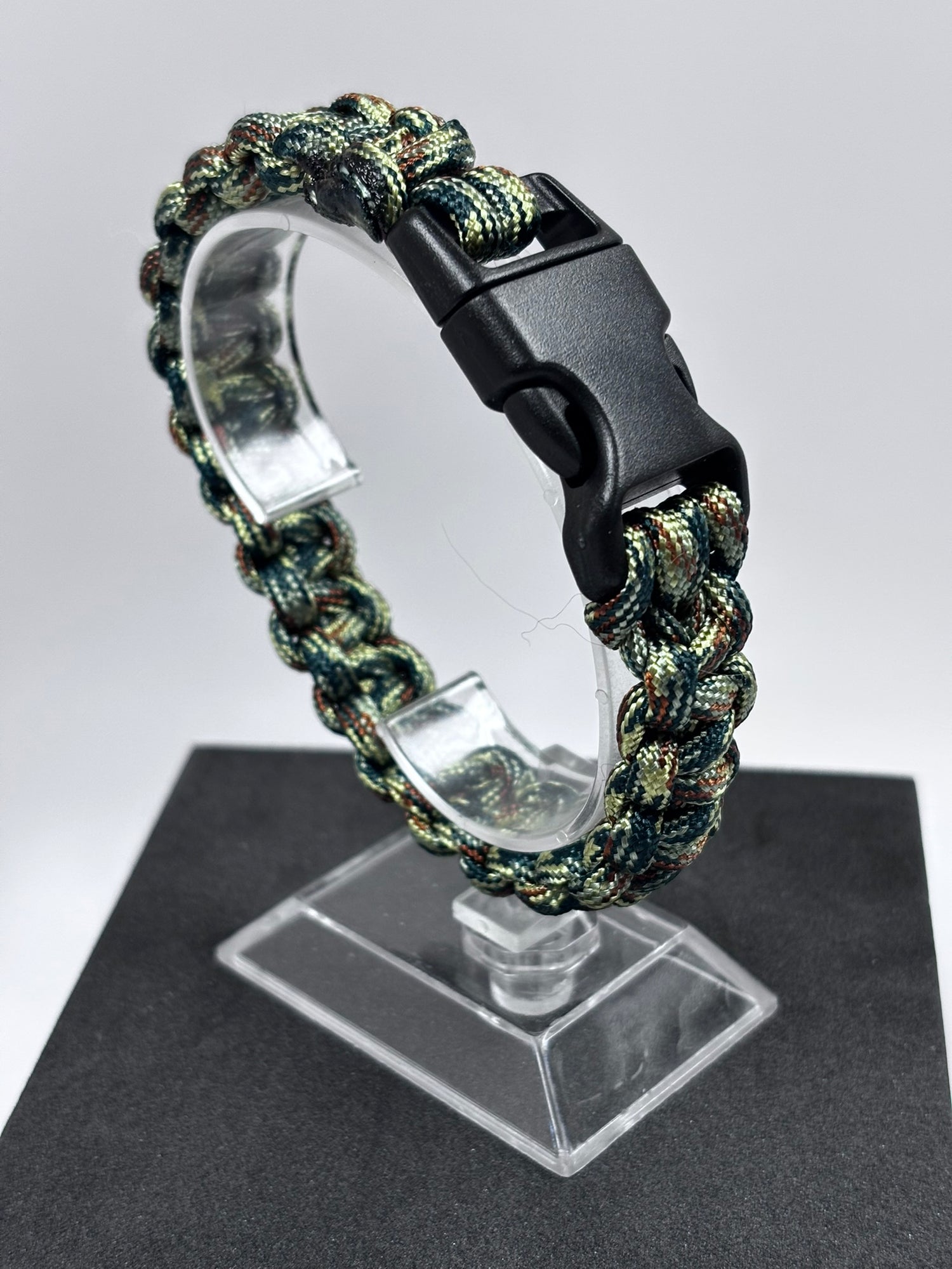 Paracord Bracelet Cobra (Forest Camo)