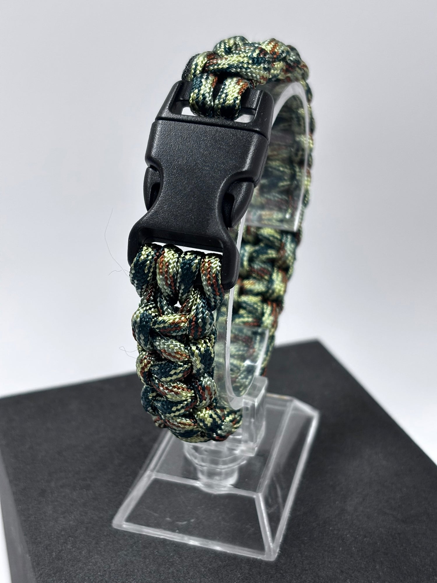 Paracord Bracelet Cobra (Forest Camo)