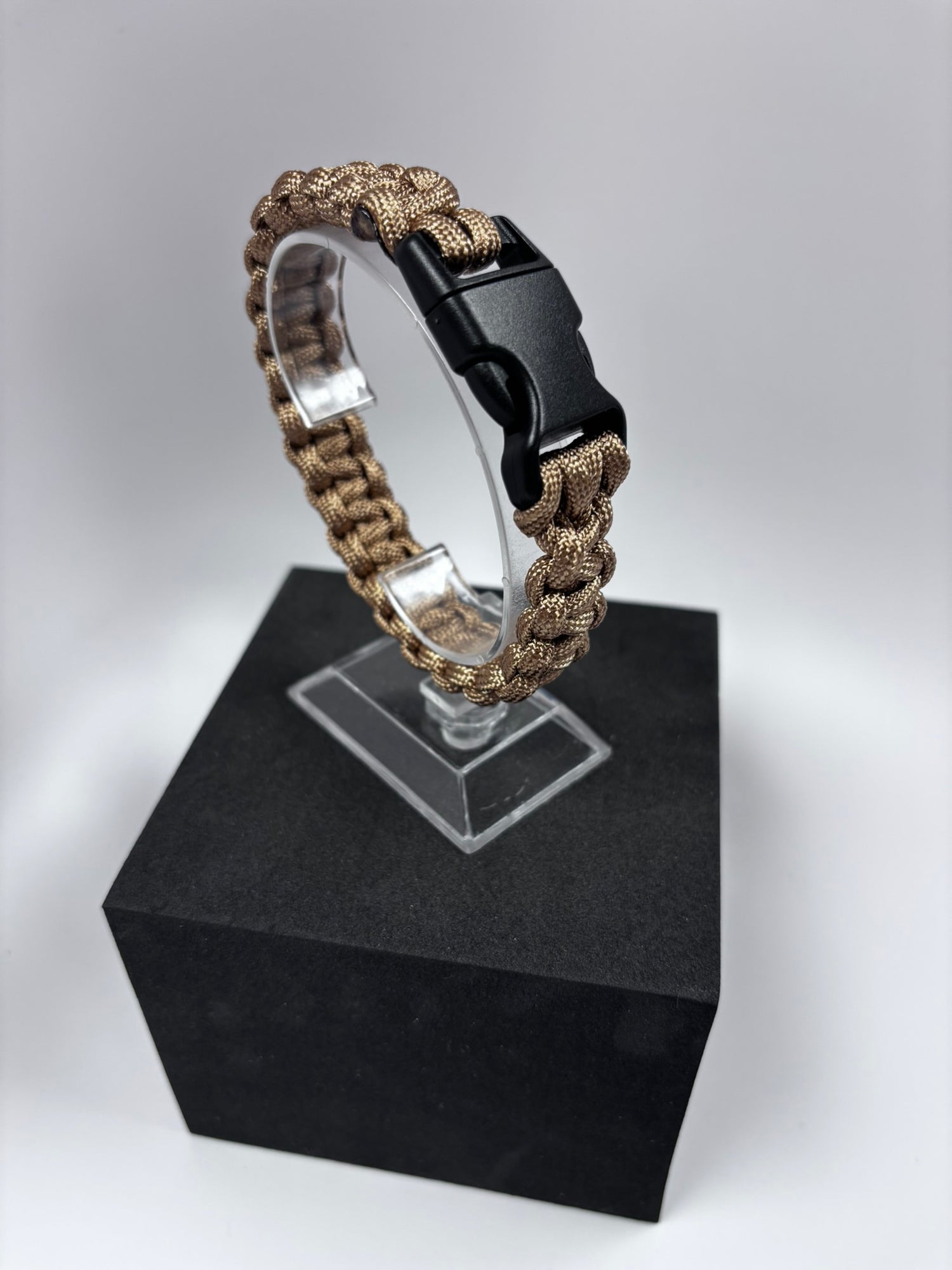 Paracord Bracelet Cobra (Sahara)